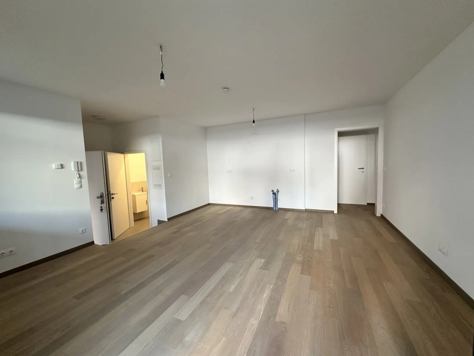 Airbnb Möglichkeit - Neubau - Gartenwohnung am Kutschkermarkt - Garagenstellplatz optional - 7/8