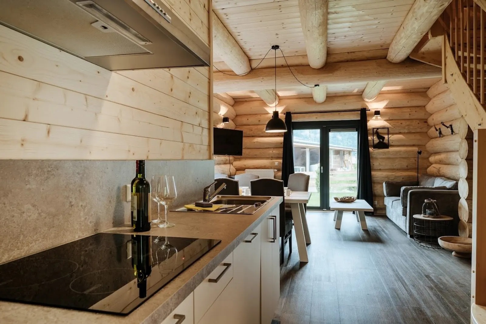 Exklusives Chalet im Skigebiet Nassfeld - Investition in ein etabliertes Ferienhaus in Jenig - 6/8