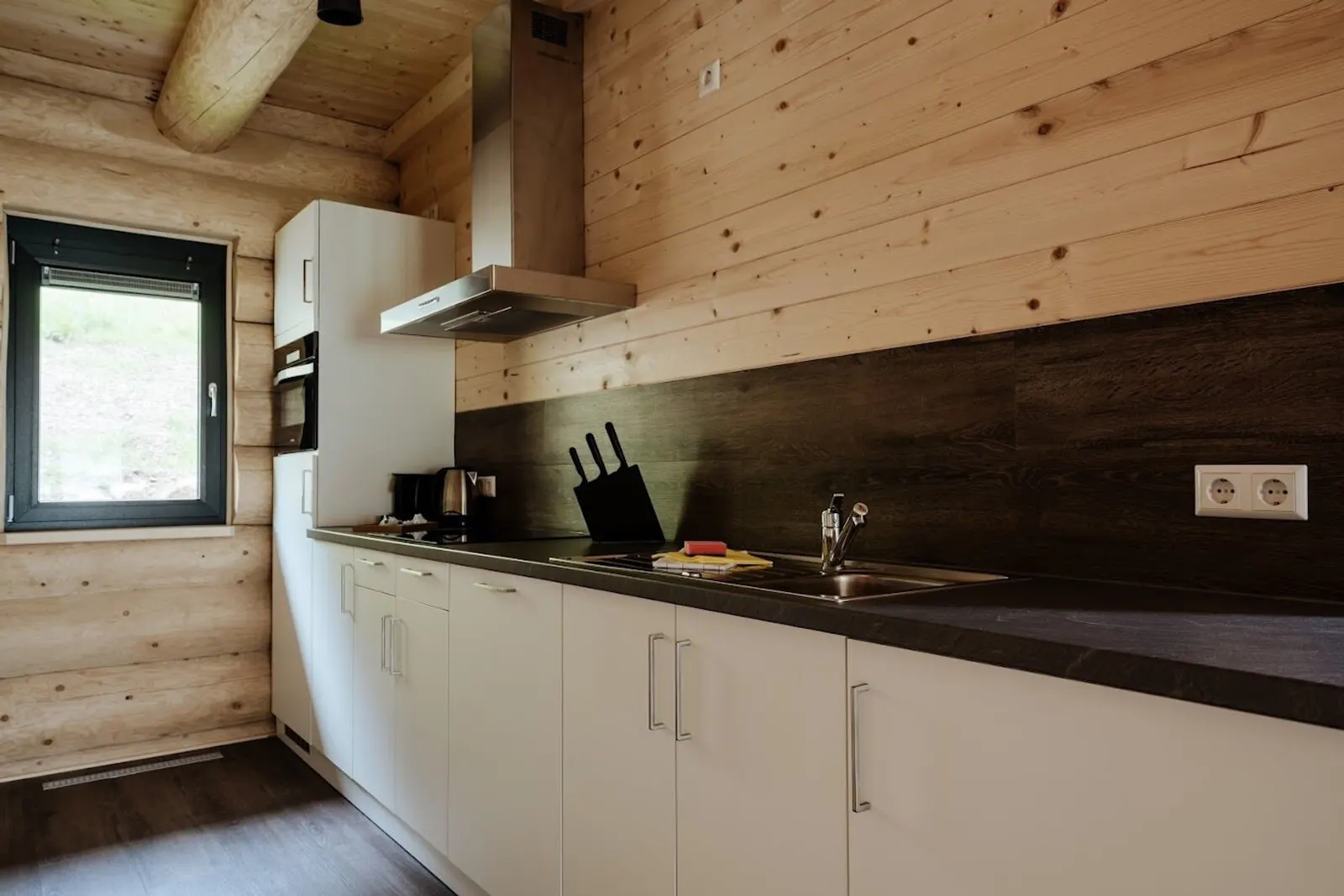 Exklusives Chalet im Skigebiet Nassfeld - Investition in ein etabliertes Ferienhaus in Jenig - 8/8