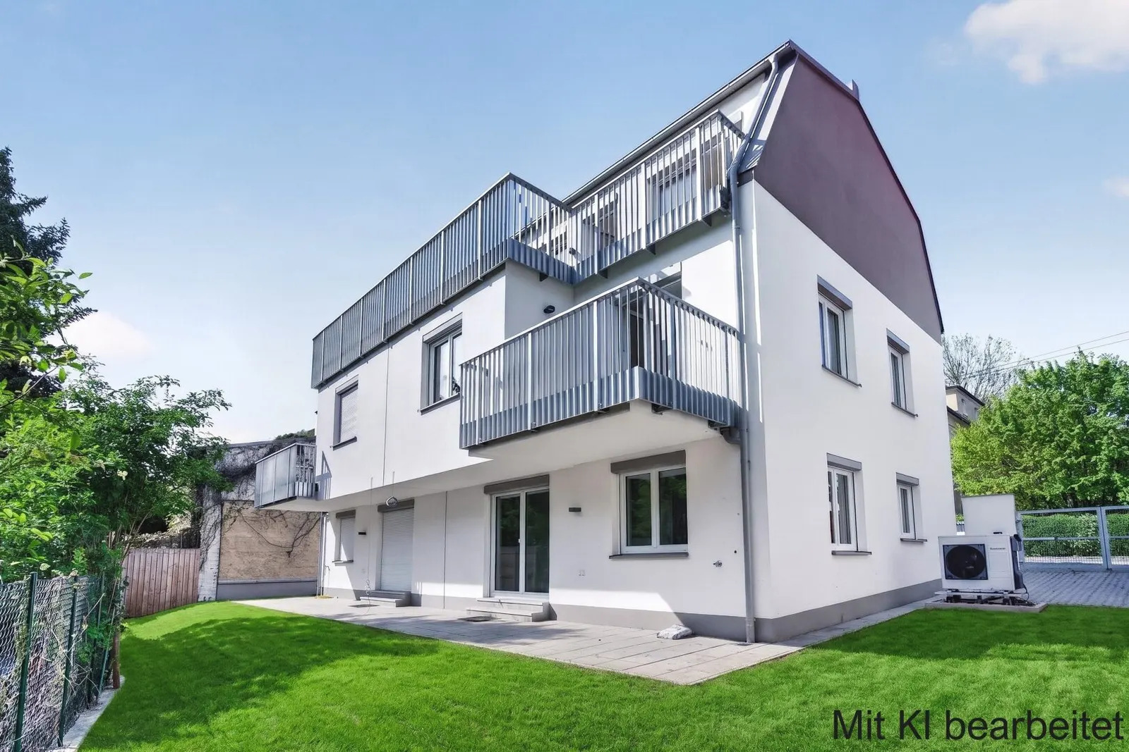Grün, Großzügig, Gehoben - 4-Schlafzimmer-Traum mit Wald-Panorama - 6/8