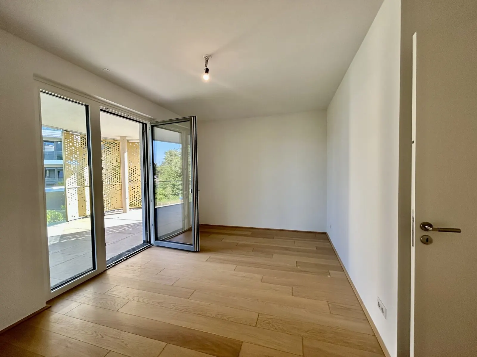 Exklusives Wohnen am Wasser: Ihr neues Zuhause am Kuchelauer Hafen - 6/8