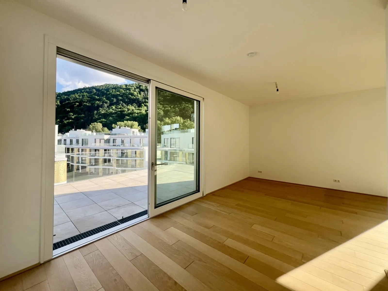 Exklusives Wohnen am Wasser: Ihr neues Zuhause am Kuchelauer Hafen - 6/8