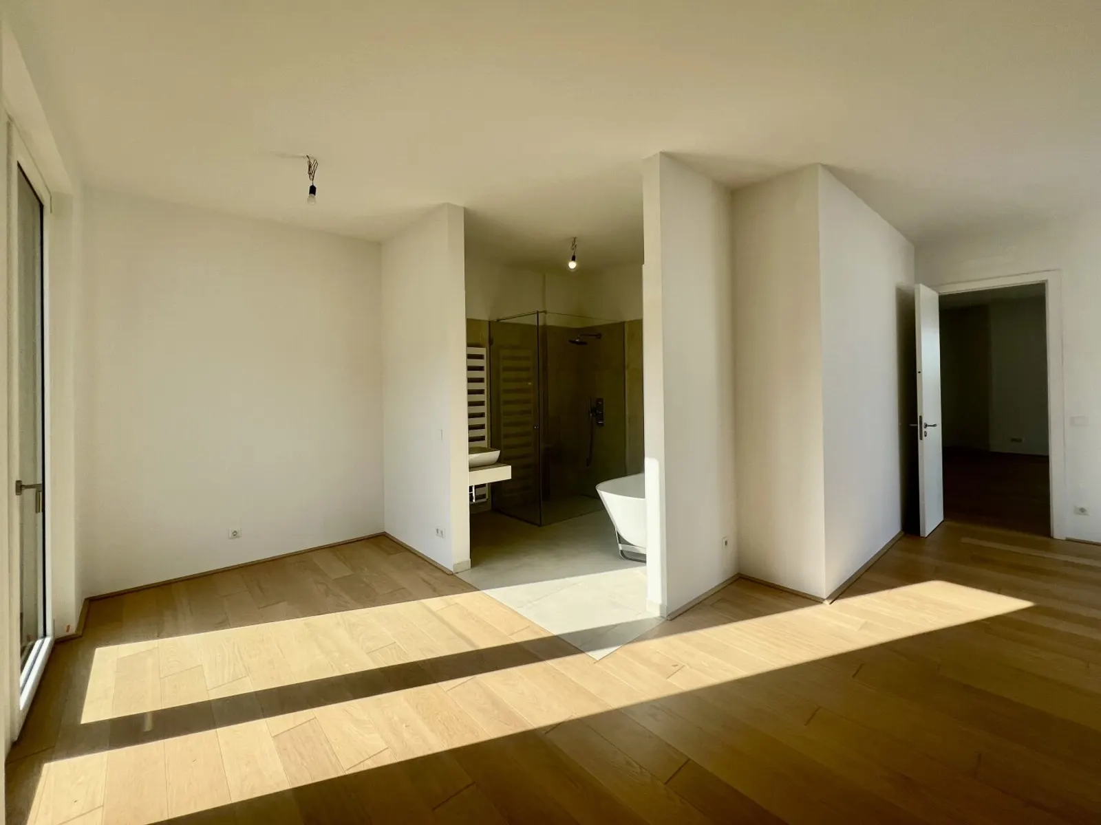 Exklusives Wohnen am Wasser: Ihr neues Zuhause am Kuchelauer Hafen - 8/8