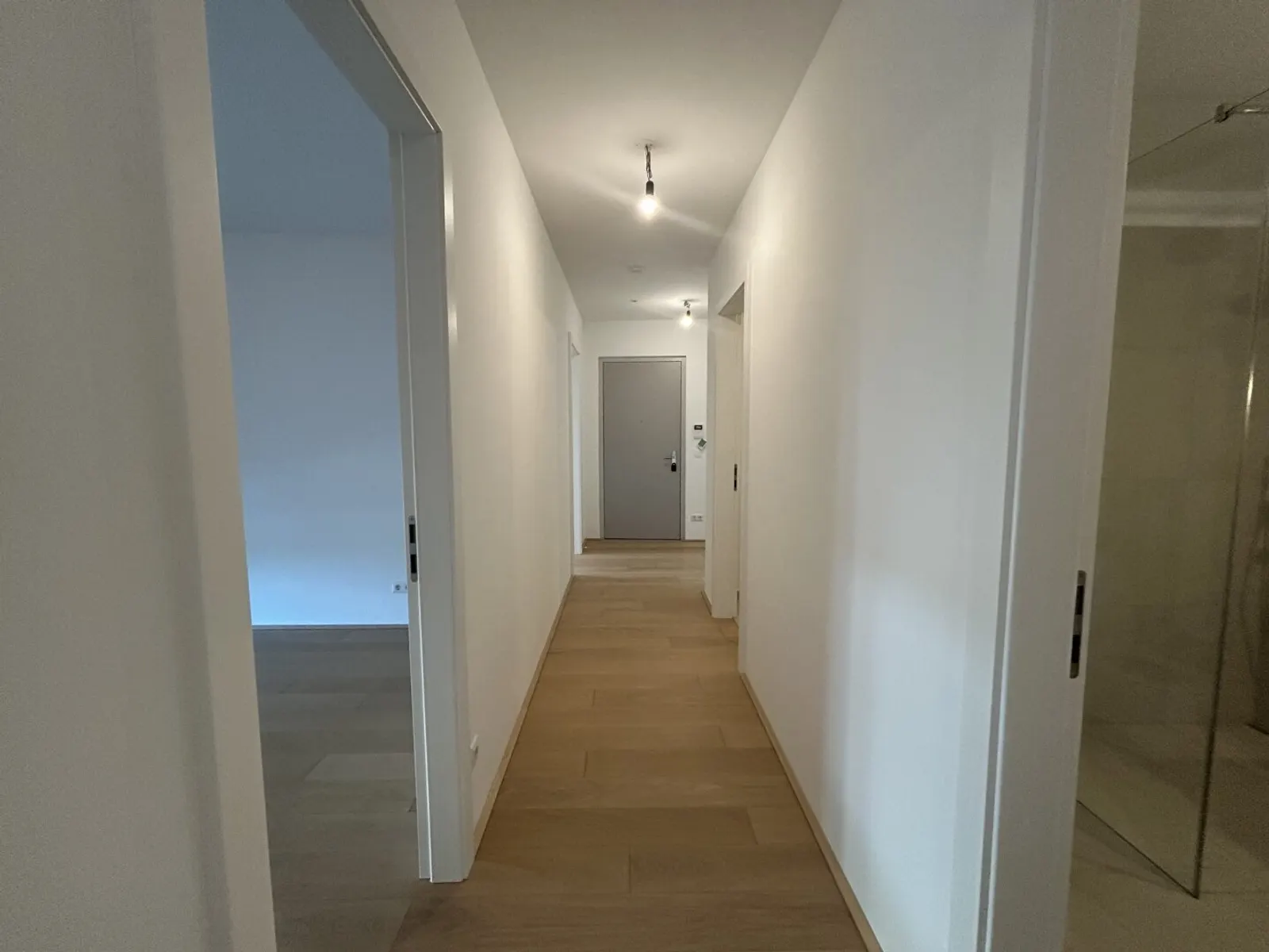 Exklusives Wohnen am Wasser: Ihr neues Zuhause am Kuchelauer Hafen - 6/8