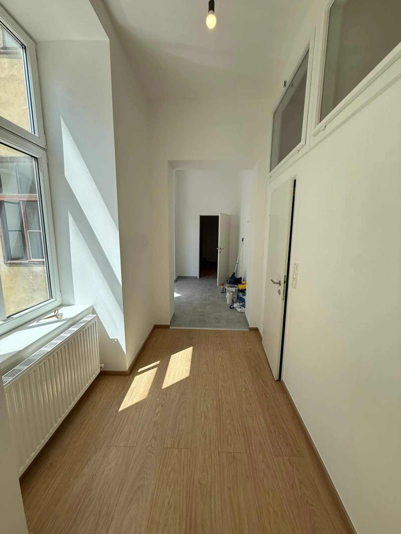 Großzügige 4-Zimmer-Altbauwohnung | 134 m² | Erstklassig saniert | U6-Nähe - 7/8
